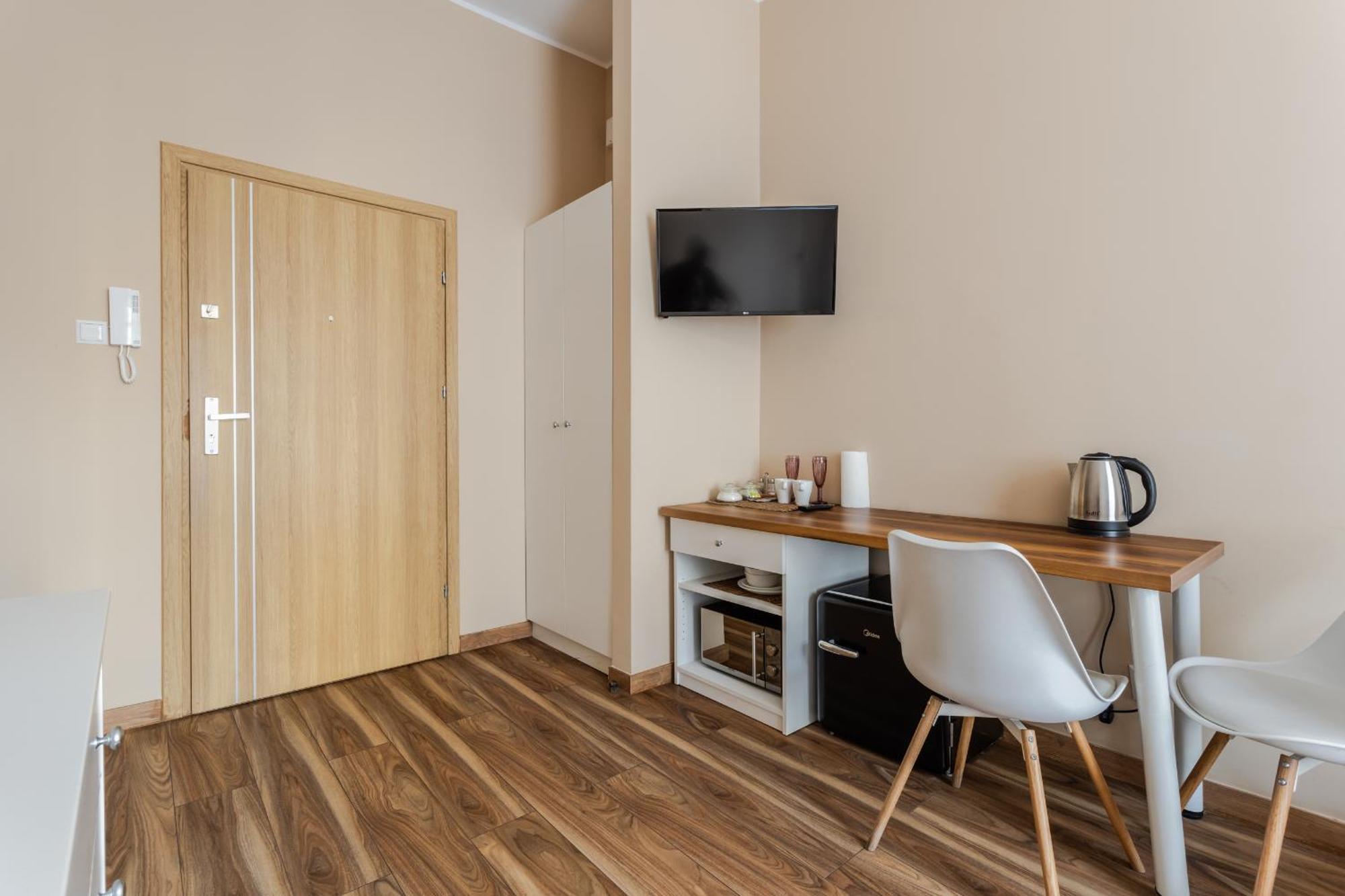 Functional And Comfortable Very Berry Studios In Poznan By Noclegi Renters Dış mekan fotoğraf