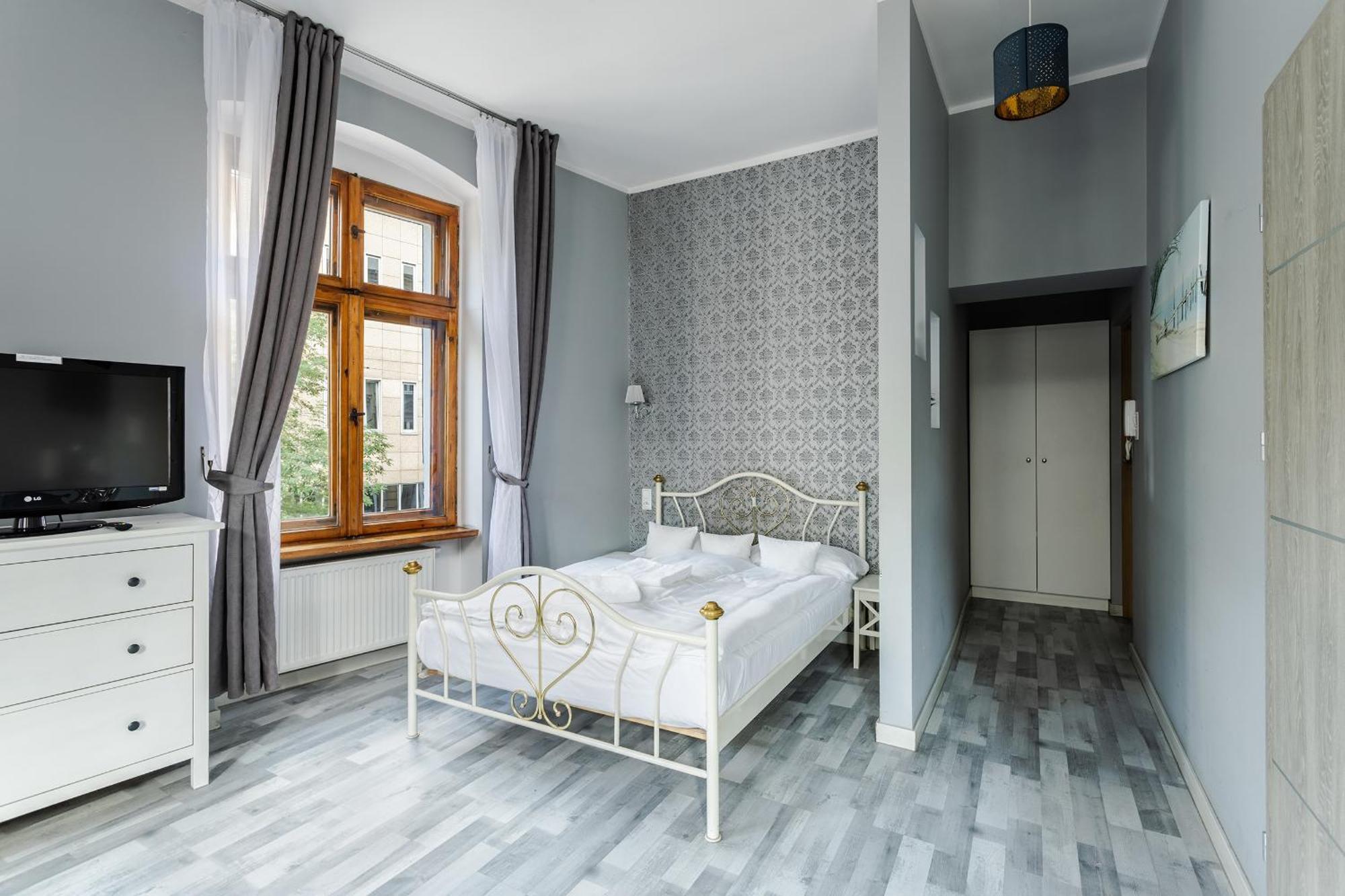 Functional And Comfortable Very Berry Studios In Poznan By Noclegi Renters Dış mekan fotoğraf